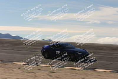 media/Jan-04-2026-SCCA SD (Sun) [[defc442887]]/4-Novice Group/Session 2 Bowl Speed Pans/